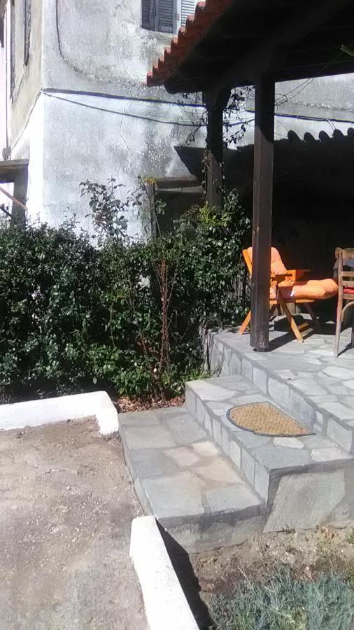 Detached House In Sykia Villa Buitenkant foto